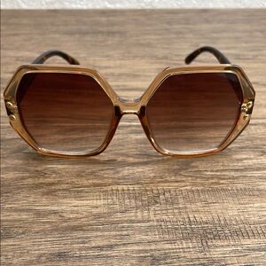 Hexagonal Brown Tortoise Shell Overaized Sunglasses